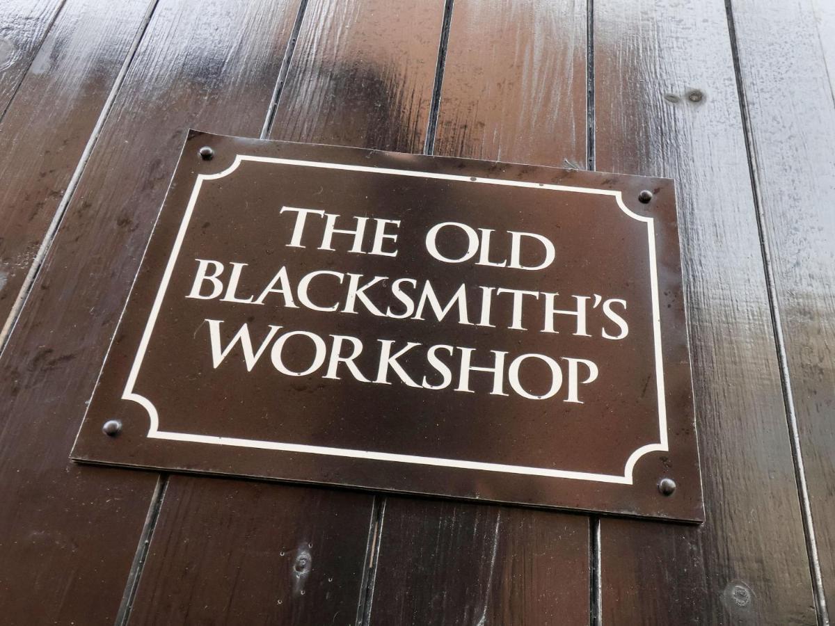 The Old Blacksmith'S Workshop Villa Whitby Buitenkant foto